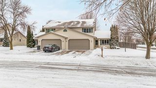 814 LANG WAY, Kimberly, WI 54136