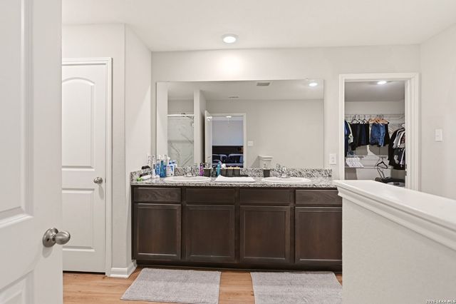 9123 Bennett Forest, Converse, TX 78109