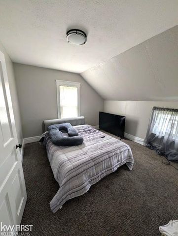 609 Thomson Street, Flint, MI 48503