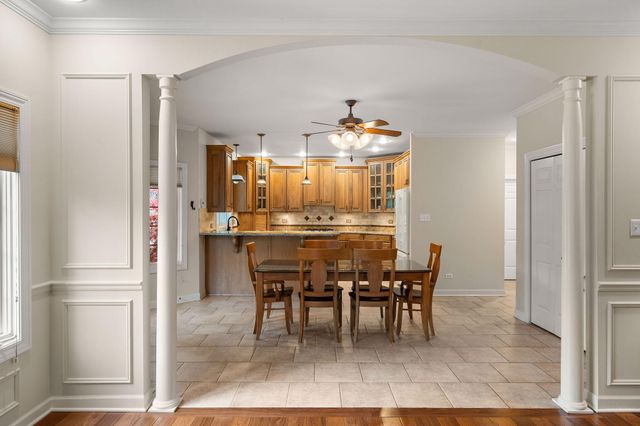 9917 Tanglewood Court, Munster, IN 46321