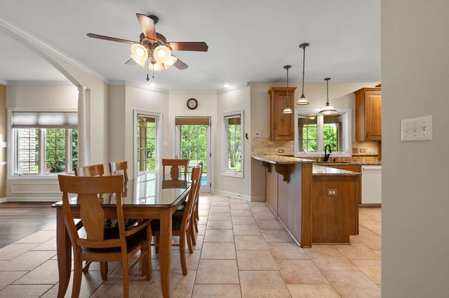 9917 Tanglewood Court, Munster, IN 46321