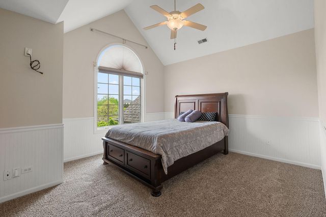 9917 Tanglewood Court, Munster, IN 46321