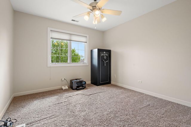 9917 Tanglewood Court, Munster, IN 46321
