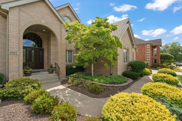 9917 Tanglewood Court, Munster, IN 46321