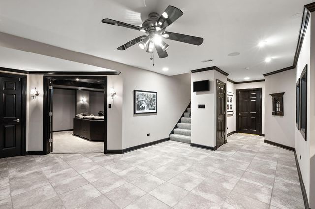 9917 Tanglewood Court, Munster, IN 46321