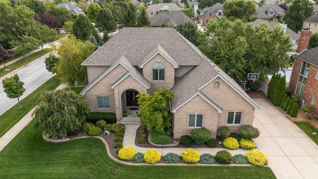 9917 Tanglewood Court, Munster, IN 46321