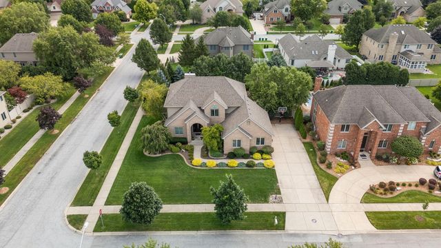 9917 Tanglewood Court, Munster, IN 46321