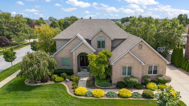 9917 Tanglewood Court, Munster, IN 46321