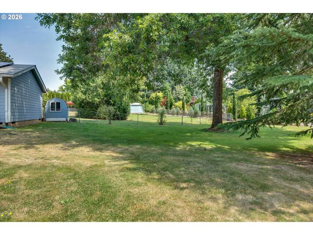 10680 Se MELITA Dr, Happy Valley, OR 97086