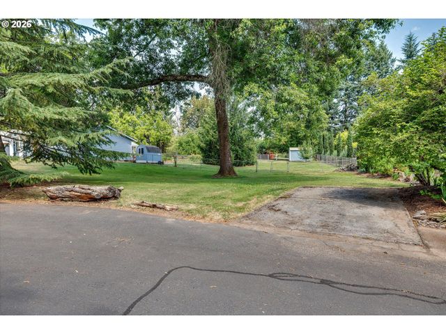 10680 Se MELITA Dr, Happy Valley, OR 97086