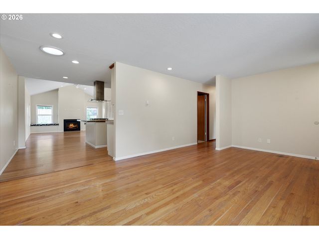 10680 Se MELITA Dr, Happy Valley, OR 97086