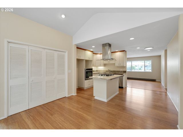 10680 Se MELITA Dr, Happy Valley, OR 97086