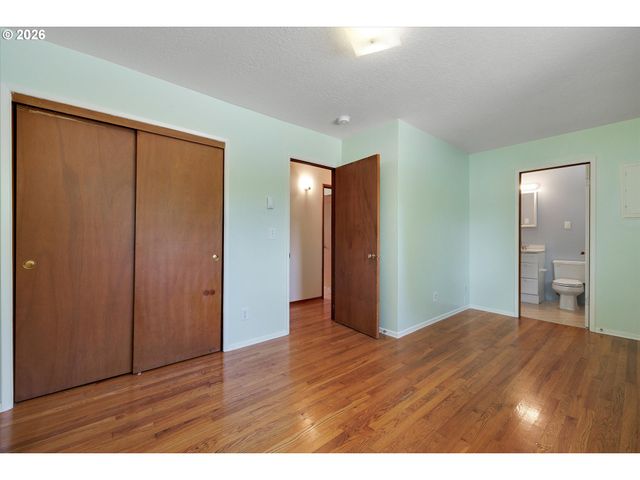 10680 Se MELITA Dr, Happy Valley, OR 97086