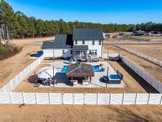 1605 Freedom Road, Smithfield, NC 27577