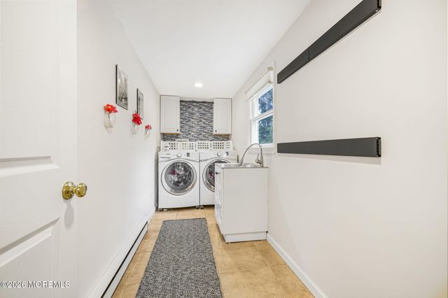15 Huntley Road, Holmdel, NJ 07733