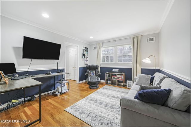 15 Huntley Road, Holmdel, NJ 07733