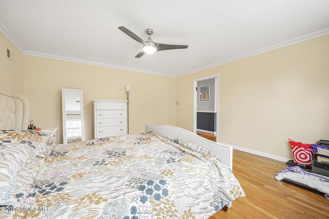 15 Huntley Road, Holmdel, NJ 07733