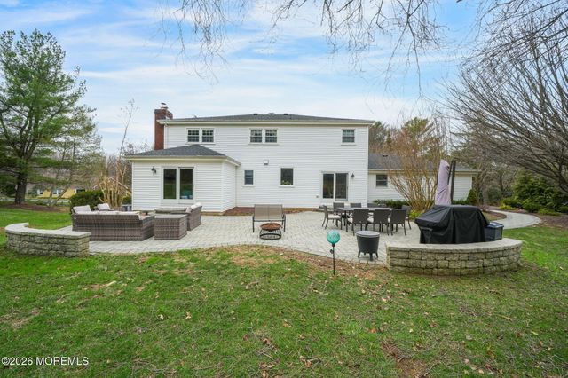 15 Huntley Road, Holmdel, NJ 07733