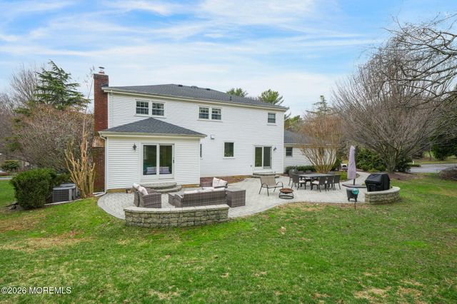 15 Huntley Road, Holmdel, NJ 07733