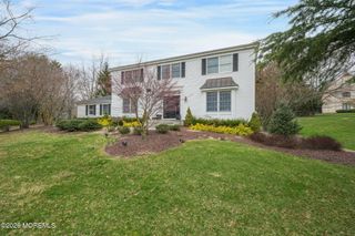 15 Huntley Road, Holmdel, NJ 07733