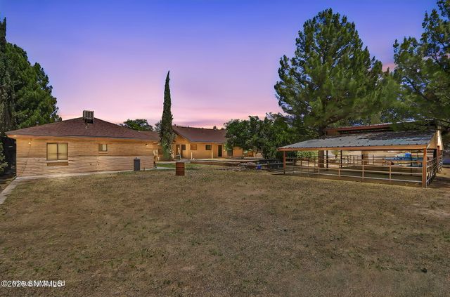 5376 Santa Teresita Drive, Santa Teresa, NM 88008