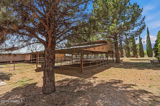 5376 Santa Teresita Drive, Santa Teresa, NM 88008