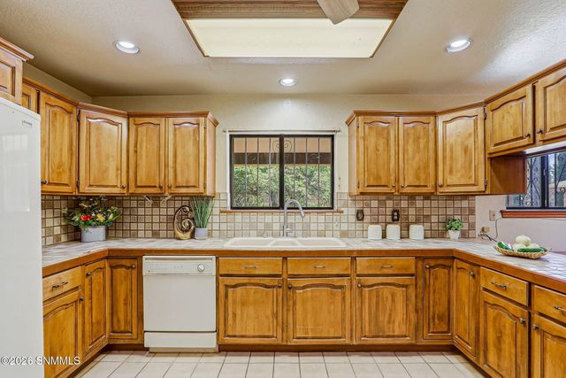5376 Santa Teresita Drive, Santa Teresa, NM 88008