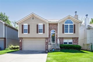 5215 NE 63RD Street, Kansas City, MO 64119