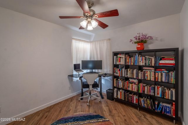 3835 N Nash Creek Court, Tucson, AZ 85745