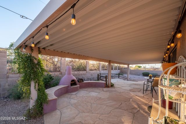 3835 N Nash Creek Court, Tucson, AZ 85745