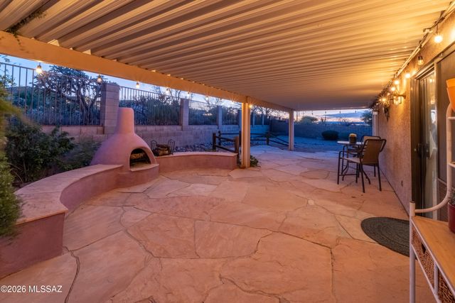 3835 N Nash Creek Court, Tucson, AZ 85745