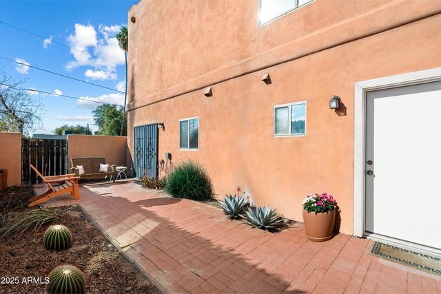 3703 E MITCHELL Drive, Phoenix, AZ 85018