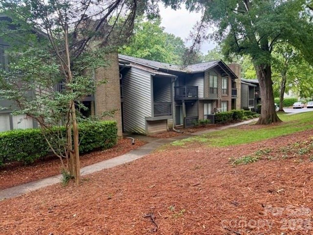 5024 Sardis Road I, Charlotte, NC 28270