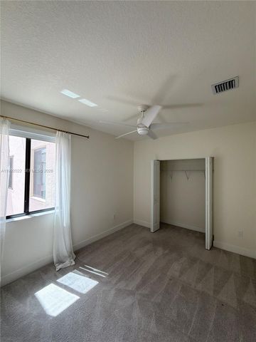 4470 NW 83rd Ave, Doral, FL 33166