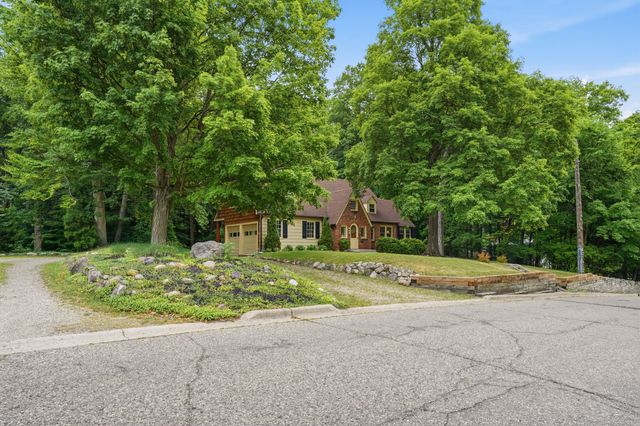 215 Hill Street, Northville, MI 48167