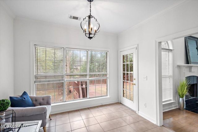 216 Woodland Brook Drive, Madison, MS 39110