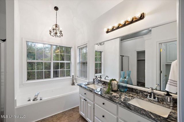 216 Woodland Brook Drive, Madison, MS 39110