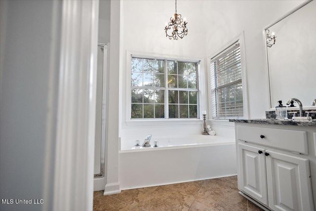 216 Woodland Brook Drive, Madison, MS 39110