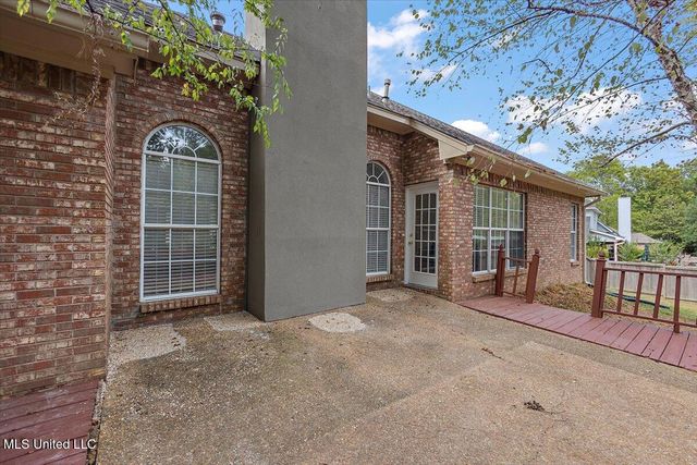 216 Woodland Brook Drive, Madison, MS 39110