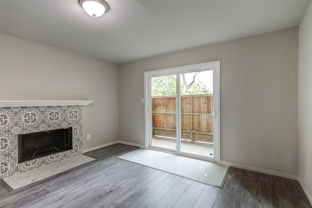 3300 Pebblebrook Drive 15, Seabrook, TX 77586