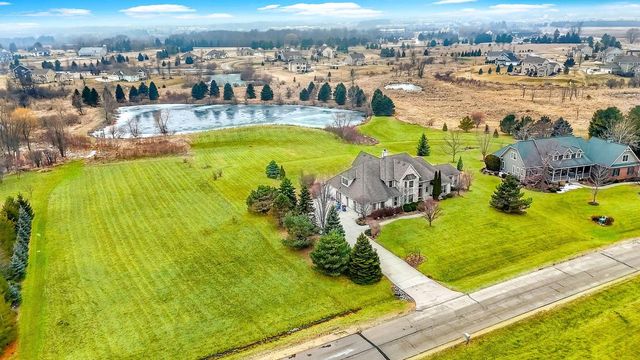 1183 Aspen COURT, Grafton, WI 53024