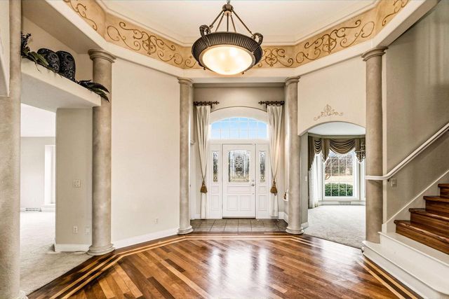 1183 Aspen COURT, Grafton, WI 53024