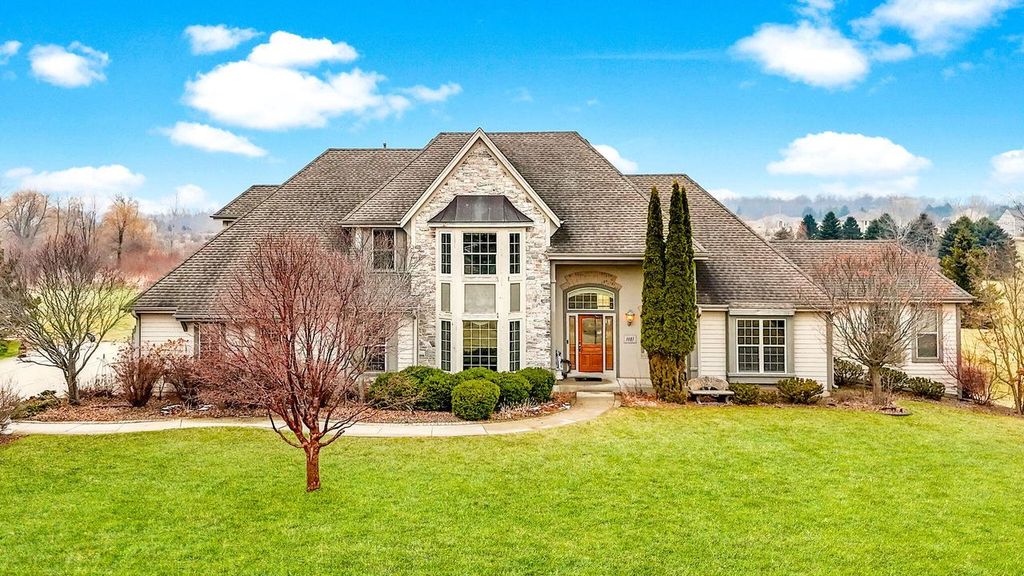 1183 Aspen COURT, Grafton, WI 53024