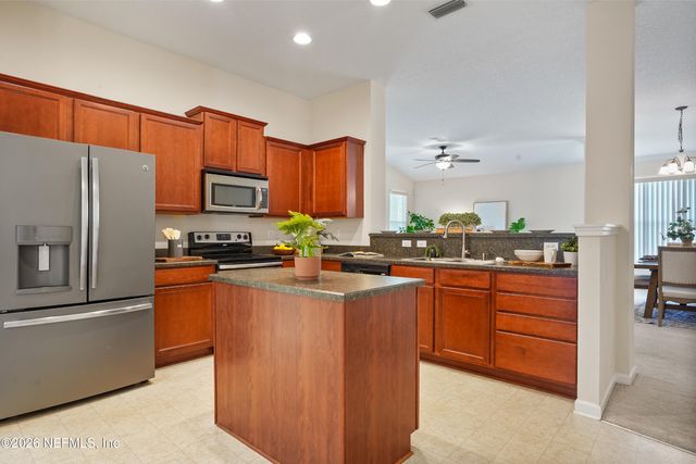 11517 OAKLAWN Road, Jacksonville, FL 32218