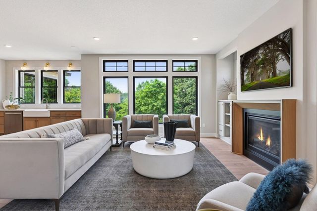 6627 108th Street S, Cottage Grove, MN 55016