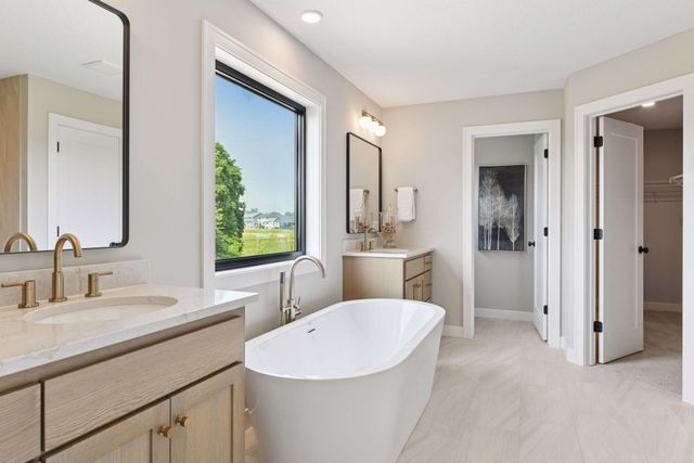 6627 108th Street S, Cottage Grove, MN 55016