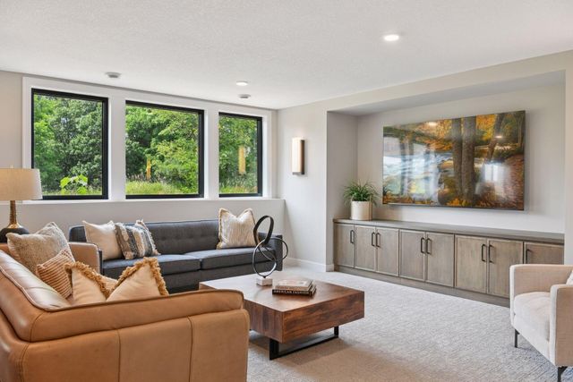 6627 108th Street S, Cottage Grove, MN 55016