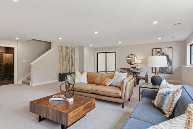 6627 108th Street S, Cottage Grove, MN 55016