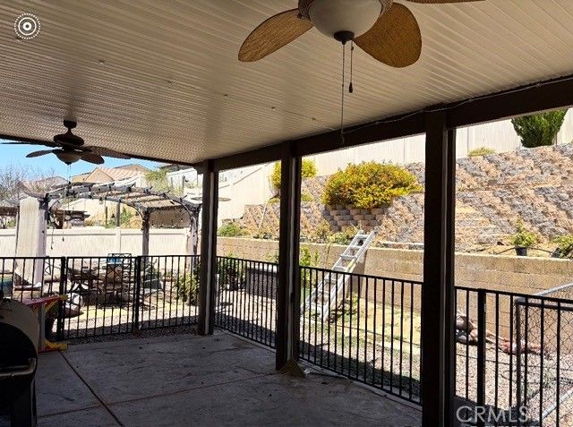 1271 Pinehurst, Calimesa, CA 92320