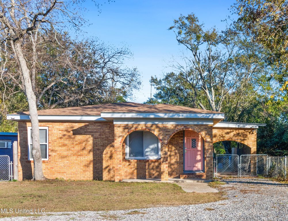 1920 49th Avenue, Gulfport, MS 39501